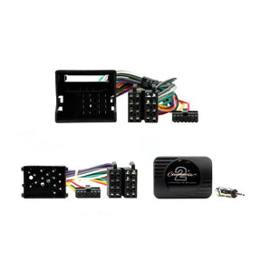 Connects2 CTSBM00CAA BMW rattstyrningsinterface med 17-/40-poligt kablage och antennadapter