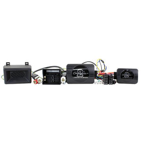 Connects2 CTSBM013.2 rattstyrnings- och varningstonsinterface för BMW med USB och AUX-retention