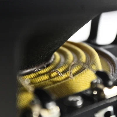 B2 Audio RAGE-serien, par 8" mellanregisterhögtalare, 4 Ohm, 275 Watt RMS, UV- och vattenresistenta.
